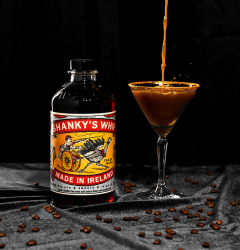 Shanky's Whip Black Irish Whiskey Likőr
